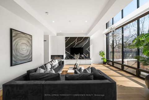 Photo 11 at 299 Hounslow Avenue, Willowdale West, Toronto