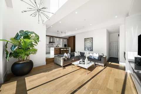 Photo 14 at 299 Hounslow Avenue, Willowdale West, Toronto