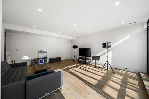 Photo 39 at 299 Hounslow Avenue, Willowdale West, Toronto