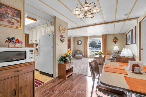 Photo 18 at 22 Emery Court, Sutton & Jackson's Point, Georgina