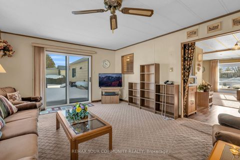 Photo 22 at 22 Emery Court, Sutton & Jackson's Point, Georgina