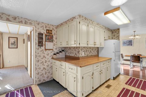 Photo 30 at 22 Emery Court, Sutton & Jackson's Point, Georgina