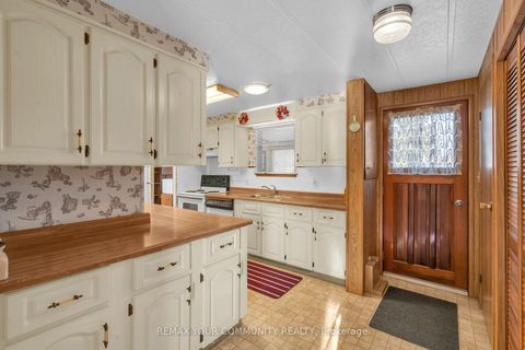 Photo 31 at 22 Emery Court, Sutton & Jackson's Point, Georgina