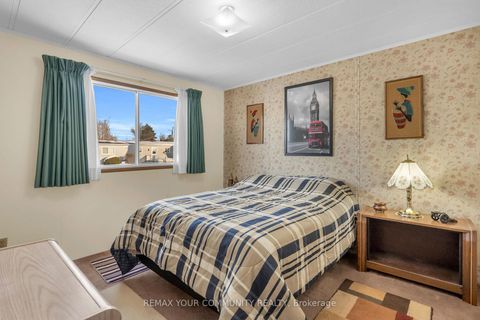 Photo 42 at 22 Emery Court, Sutton & Jackson's Point, Georgina