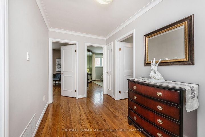 Photo 19 at 72 Mayall Avenue, CFB, Toronto
