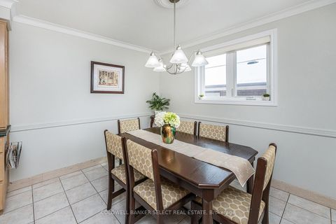 Photo 15 at 72 Mayall Avenue, CFB, Toronto