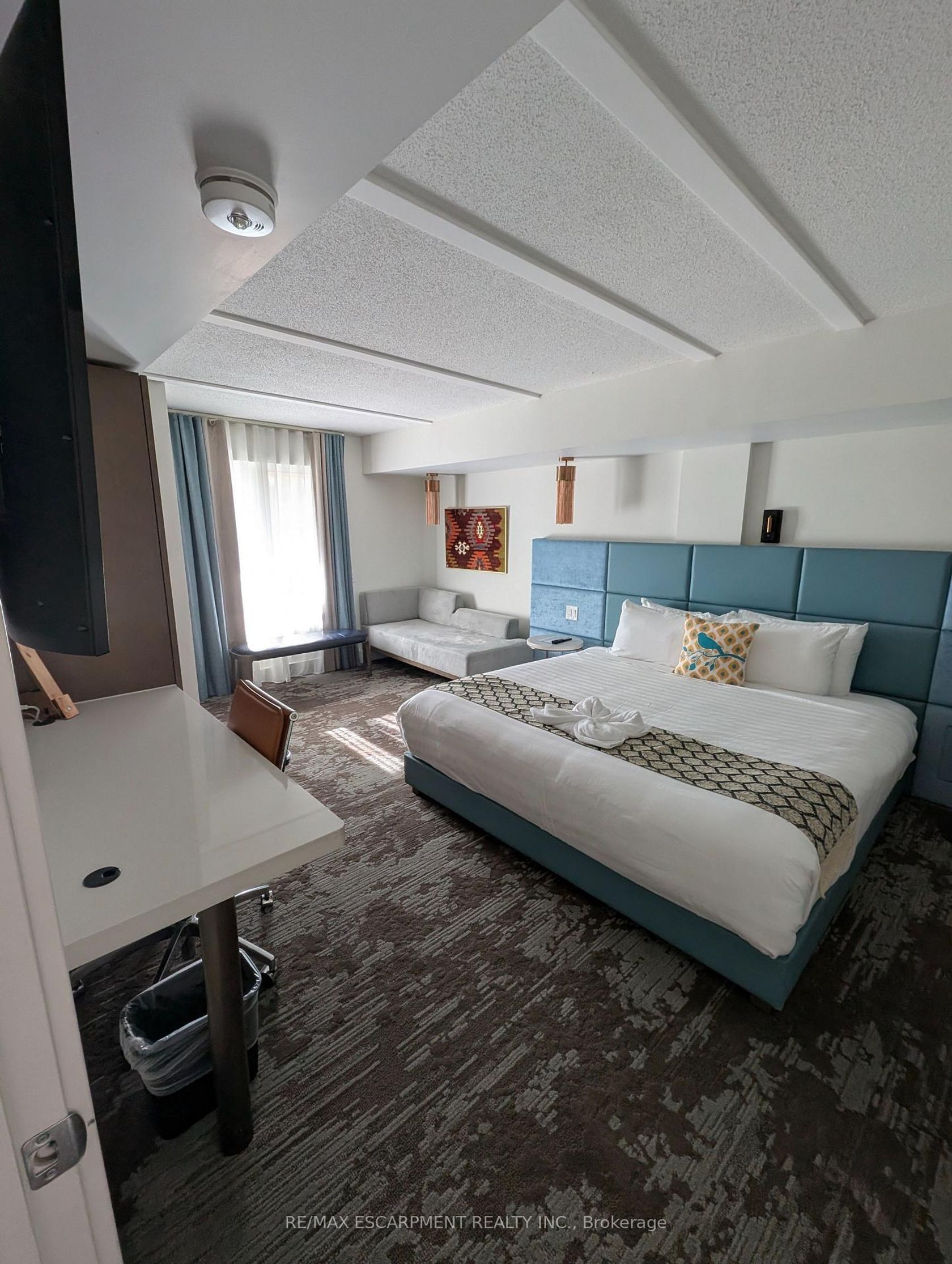 4403 & 4405 - 9 HARBOUR Street, Collingwood 