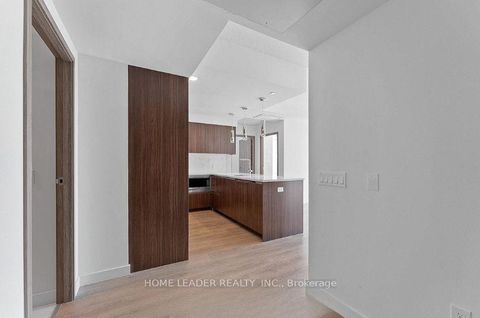 Photo 1 at 5910 - 3 Concord Cityplace Way, Waterfront Communities C1, Toronto