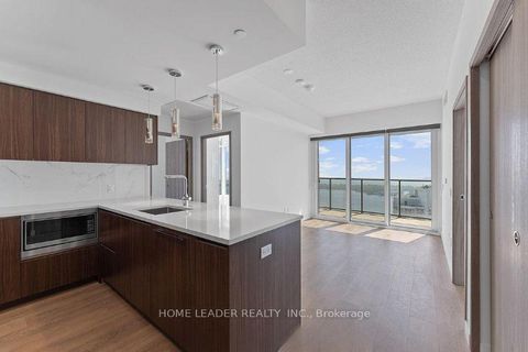 Photo 2 at 5910 - 3 Concord Cityplace Way, Waterfront Communities C1, Toronto