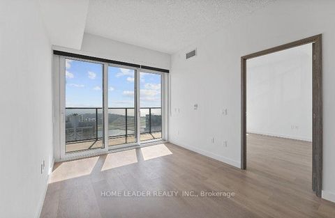 Photo 7 at 5910 - 3 Concord Cityplace Way, Waterfront Communities C1, Toronto