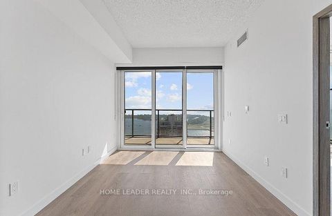 Photo 8 at 5910 - 3 Concord Cityplace Way, Waterfront Communities C1, Toronto