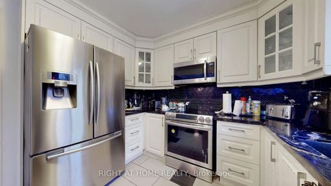 Photo 17 at 86 Weldrick Road E, Harding, Richmond Hill