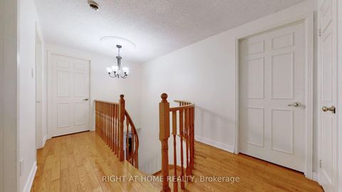 Photo 21 at 86 Weldrick Road E, Harding, Richmond Hill