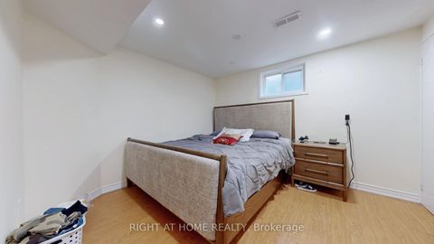 Photo 42 at 86 Weldrick Road E, Harding, Richmond Hill