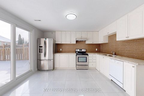 Photo 27 at 29 Mayfair Court, Bayview Hill, Richmond Hill