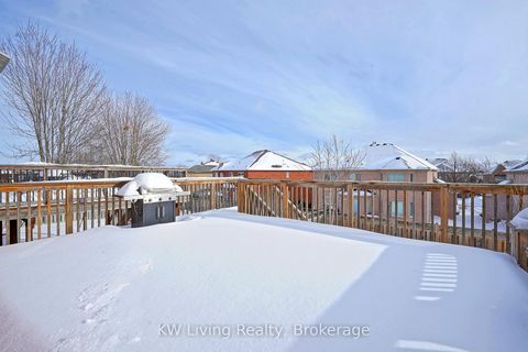 Photo 34 at 29 Mayfair Court, Bayview Hill, Richmond Hill