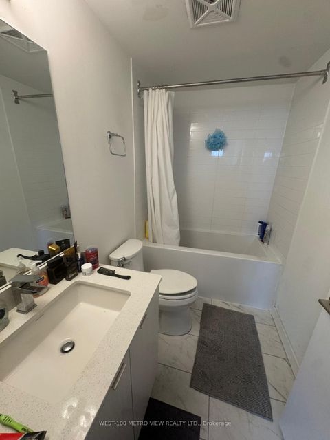 Photo 7 at 701 - 859 The Queensway, Queensway, Toronto