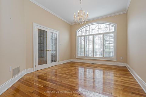 Photo 3 at 369 Coventry Hill Trail, Summerhill Estates, Newmarket