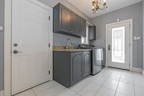 Photo 14 at 369 Coventry Hill Trail, Summerhill Estates, Newmarket