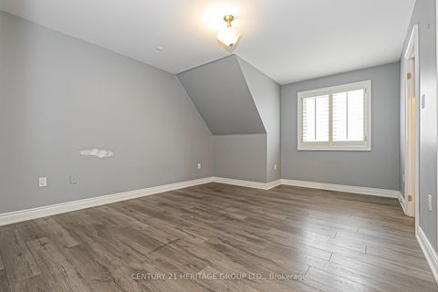 Photo 18 at 369 Coventry Hill Trail, Summerhill Estates, Newmarket