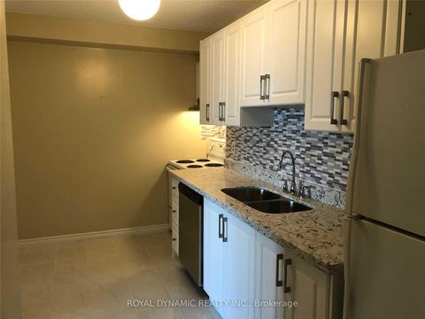 Photo 10 at 806 - 15 Torrance Road, Eglinton East, Toronto