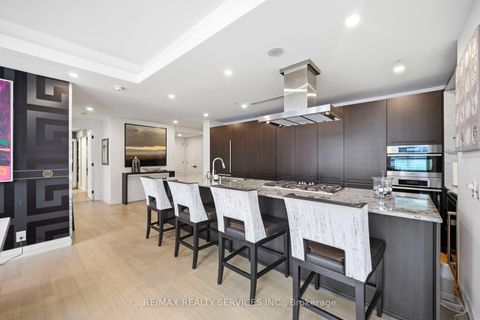 Photo 14 at 2209 - 180 University Avenue, Bay Street Corridor, Toronto