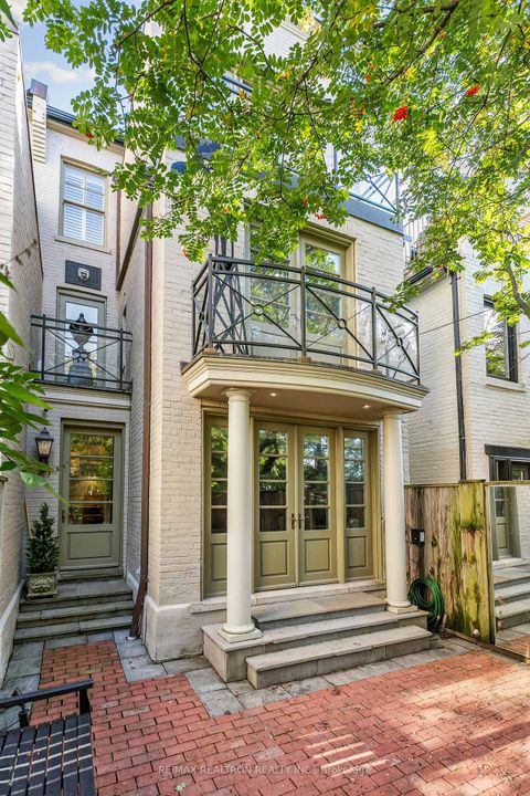 Photo 37 at 8 Belmont Street, Annex, Toronto