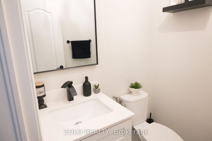 Photo 14 at 107 Attridge Crescent, Waterdown, Hamilton