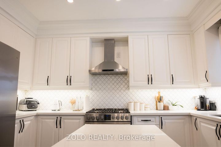 Photo 15 at 107 Attridge Crescent, Waterdown, Hamilton