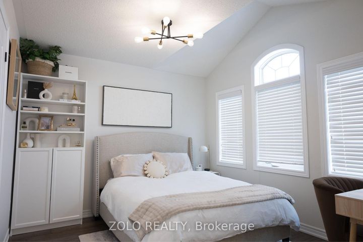 Photo 23 at 107 Attridge Crescent, Waterdown, Hamilton