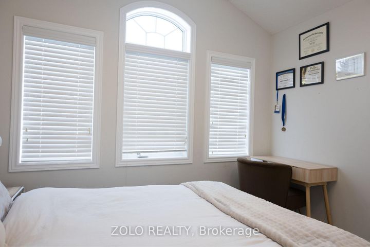 Photo 25 at 107 Attridge Crescent, Waterdown, Hamilton