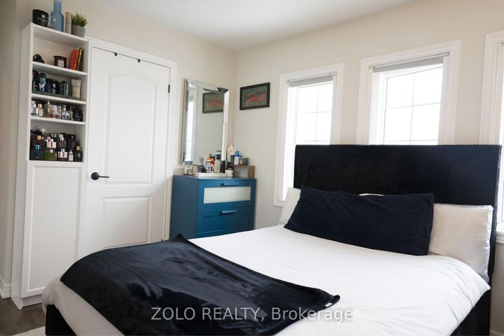 Photo 33 at 107 Attridge Crescent, Waterdown, Hamilton