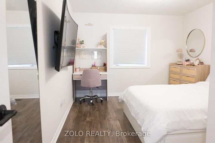 Photo 39 at 107 Attridge Crescent, Waterdown, Hamilton