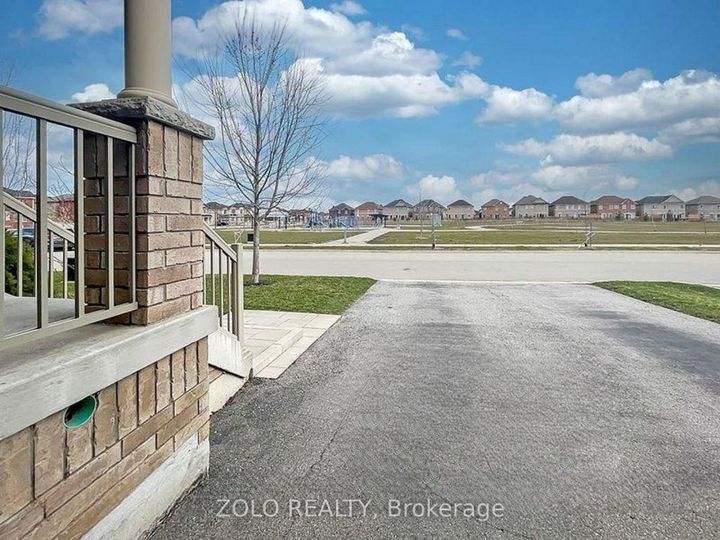 Photo 47 at 107 Attridge Crescent, Waterdown, Hamilton