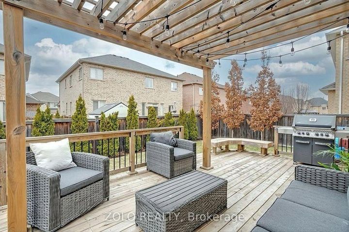 Photo 48 at 107 Attridge Crescent, Waterdown, Hamilton