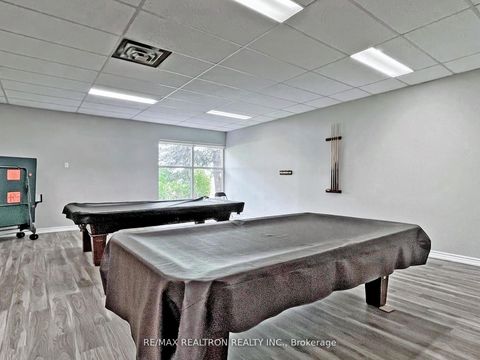 Photo 46 at 1015 - 40 Harding Boulevard W, North Richvale, Richmond Hill