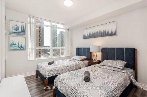 Photo 20 at 933 - 3888 Duke Of York Boulevard, City Centre, Mississauga