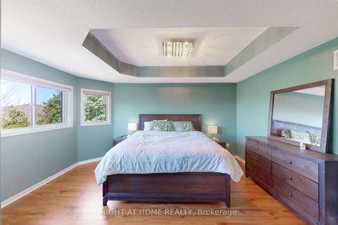 Photo 25 at 805 Stonehaven Avenue, Wyndham, Newmarket