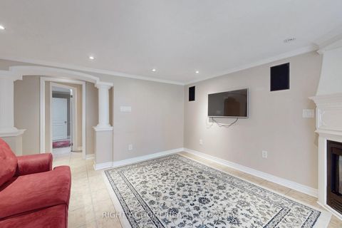 Photo 40 at 805 Stonehaven Avenue, Wyndham, Newmarket