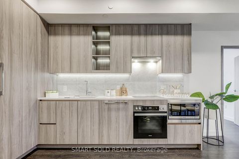 Photo 7 at 1712 - 85 McMahon Drive, Bayview Village, Toronto