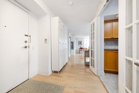 Photo 5 at 712 - 5 Northtown Way, Willowdale East, Toronto