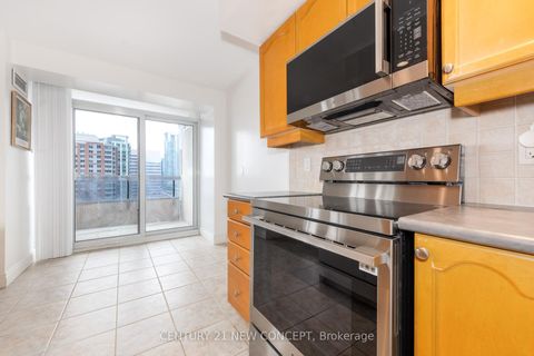 Photo 7 at 712 - 5 Northtown Way, Willowdale East, Toronto