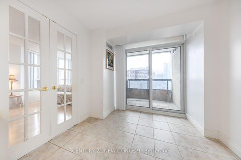 Photo 11 at 712 - 5 Northtown Way, Willowdale East, Toronto