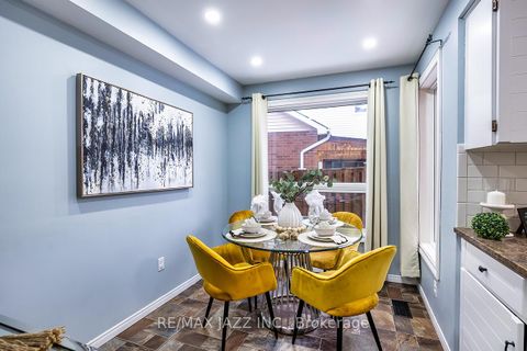 Photo 4 at 33 Mossgrove Court, Courtice, Clarington