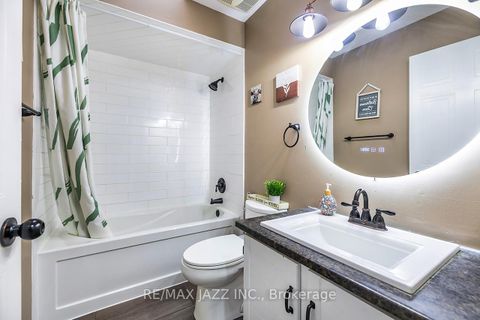 Photo 18 at 33 Mossgrove Court, Courtice, Clarington