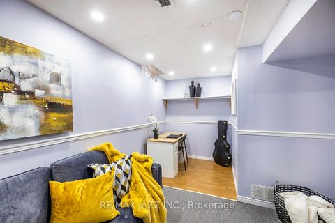 Photo 22 at 33 Mossgrove Court, Courtice, Clarington