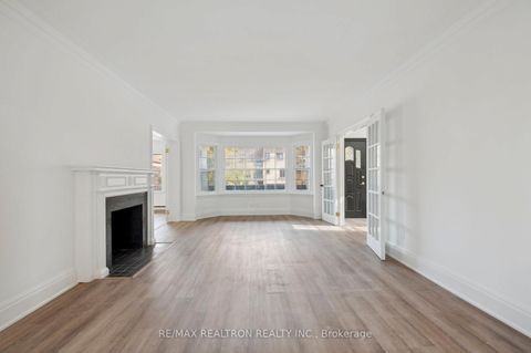 Photo 30 at 6 Woodvale Crescent, East York, Toronto