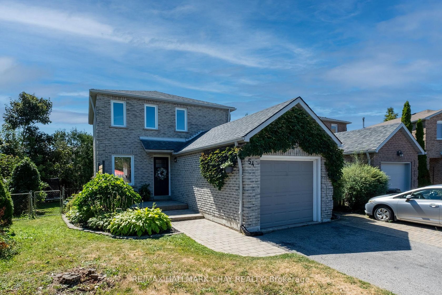 54 Wallace Drive, Northwest, Barrie photo number 2