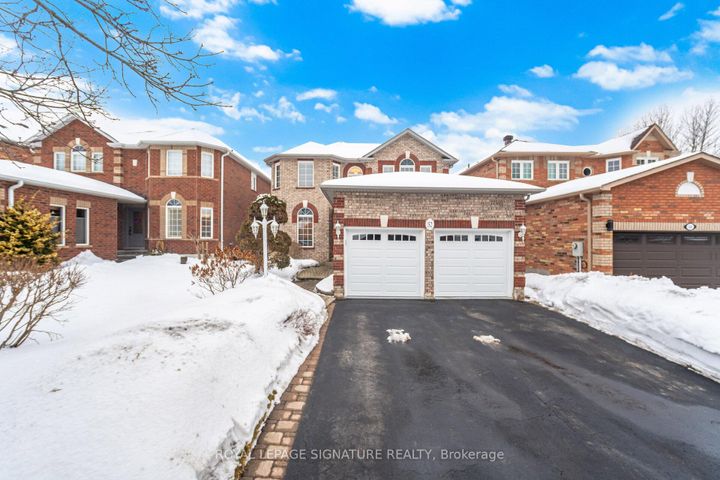 Photo 1 at 52 Durham Street, Georgetown, Halton Hills