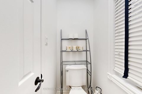 Photo 18 at 28 Theobald's Circle, Mill Pond, Richmond Hill